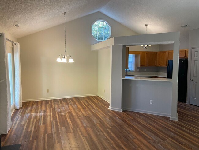 Building Photo - Newly Updated Ranch Home in Cary!