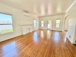 Building Photo - 2530 Kenilworth Ave