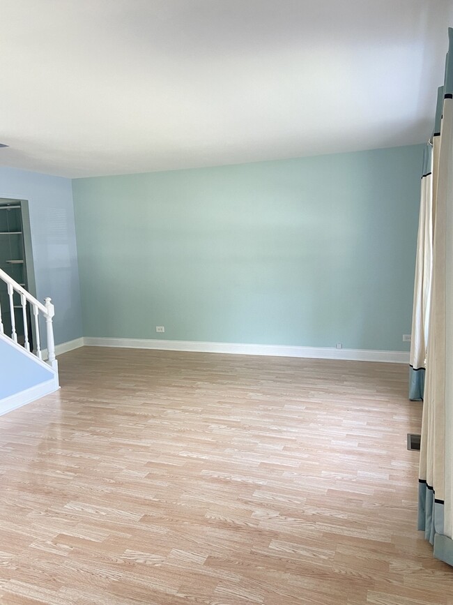 Building Photo - 2318 Oxhill Ct