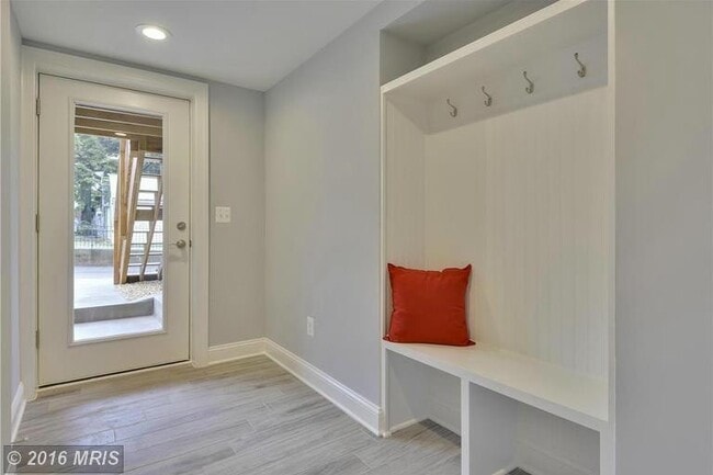 Foto del edificio - 4910 3rd St NW