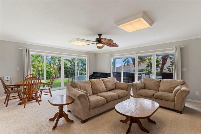 Building Photo - 460 Polulani Dr