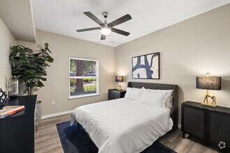 2BR, 1BA - 932SF - Bedroom - Broadleaf Apartments