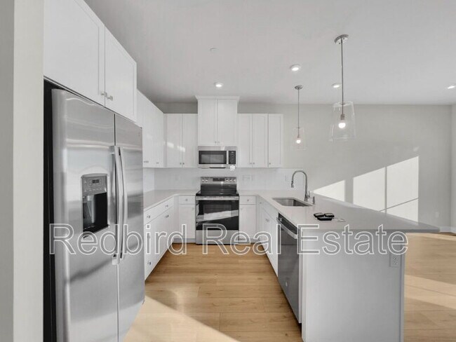 Building Photo - 1089 Mountain Vw Dr