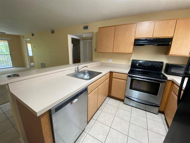 Foto del edificio - 25050 Sandhill Blvd