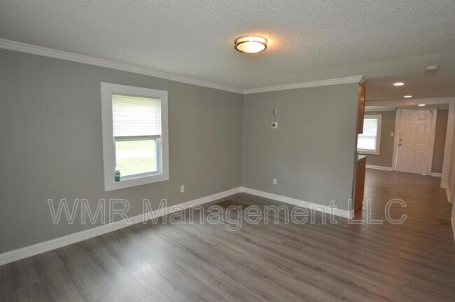 Foto del edificio - 1062 Gaither Pl NW