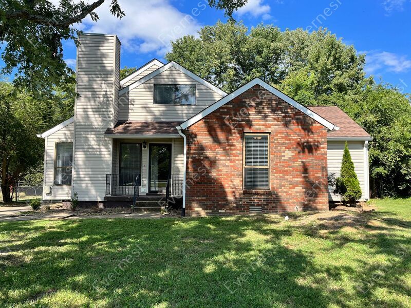 Foto principal - 330 Belinda Pkwy
