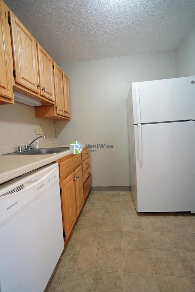 Foto del edificio - 122 Dustin St