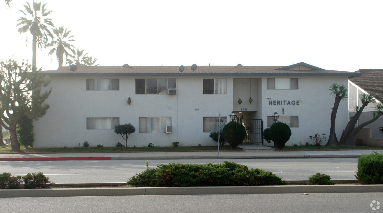 Foto del edificio - 270 E Badillo St
