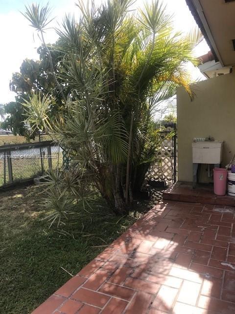 Foto del edificio - 7920 Grand Canal Dr