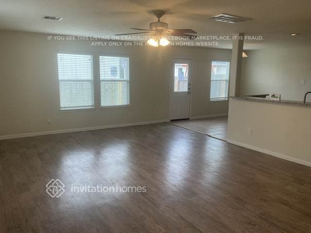 Foto del edificio - 2411 Lago Mirado Wy