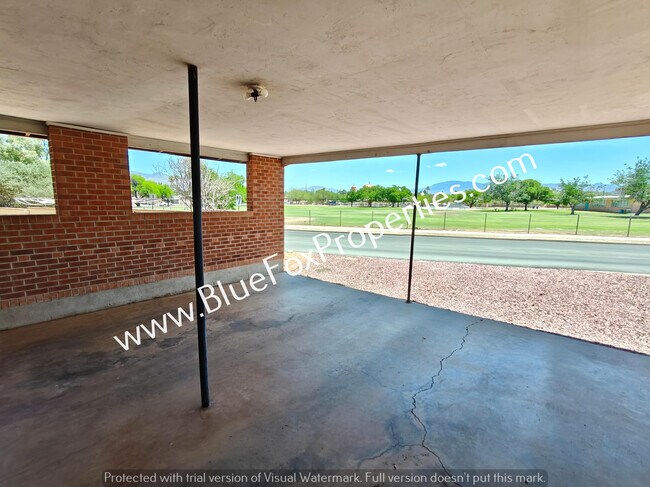 Building Photo - 5755 E 6th St