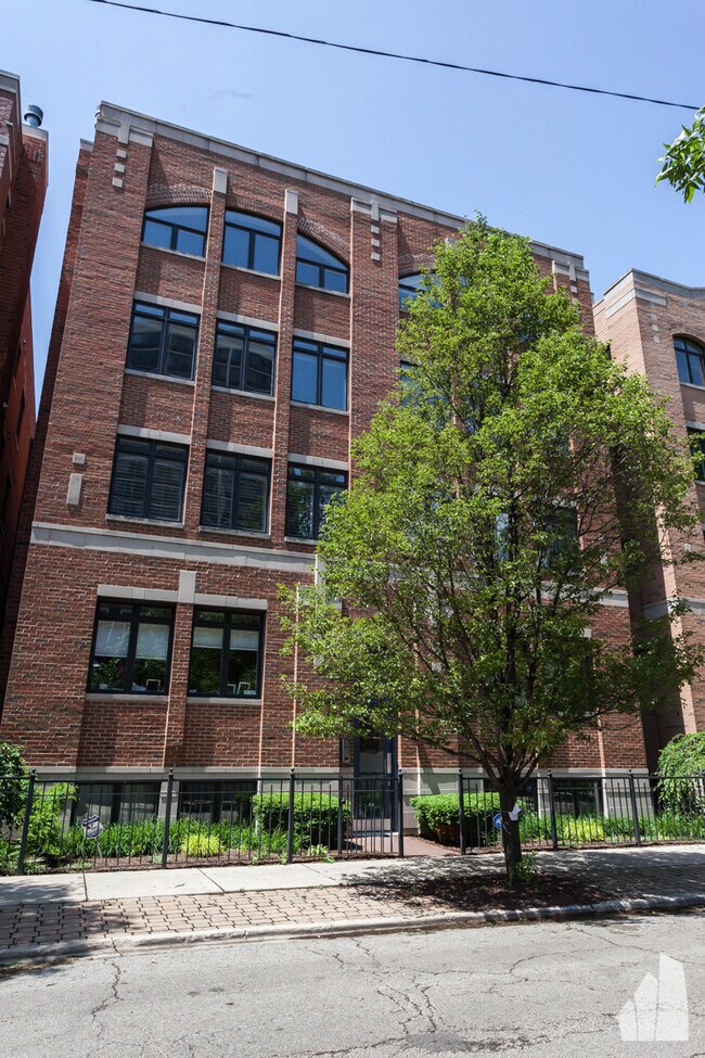 Building Photo - 2708 N Lehmann Ct