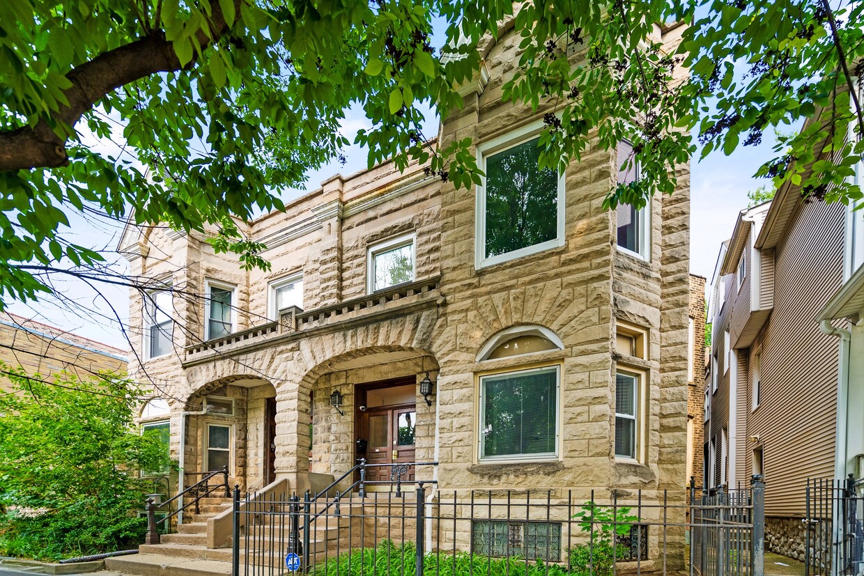 Foto principal - 4125 N Ashland Ave