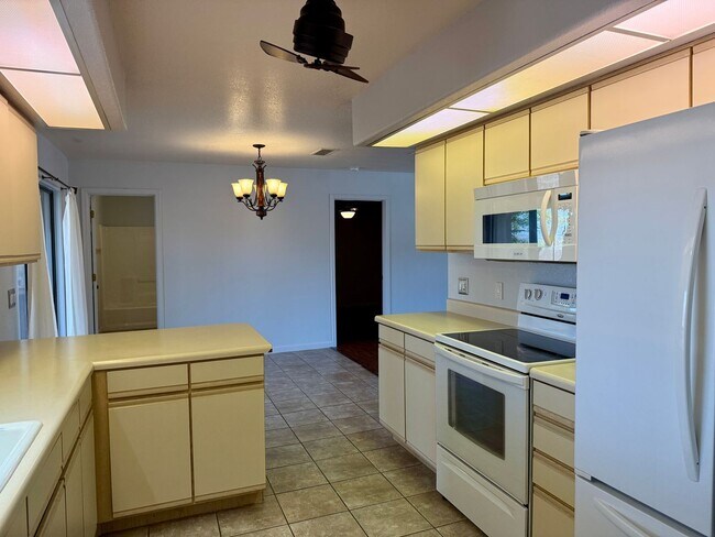 Foto del edificio - Longterm - Unfurnished - Available now - P...