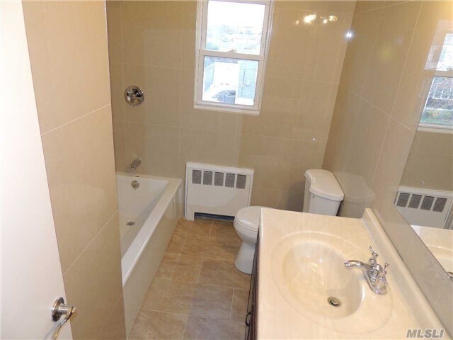 Building Photo - 51 Baisley Ave