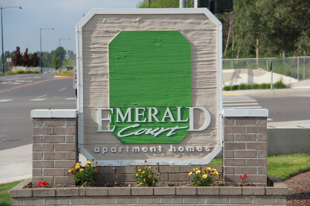 Foto principal - Emerald Court