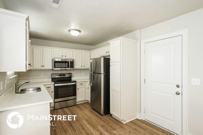 Building Photo - 5755 Hartsville Pike