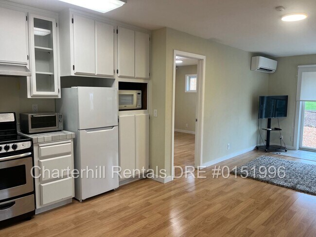 Foto del edificio - Beautiful granny unit in the Bennett Valle...
