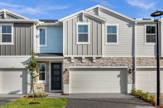 Building Photo - 1317 Captiva Cv