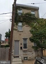 Building Photo - 2134 E Arizona St