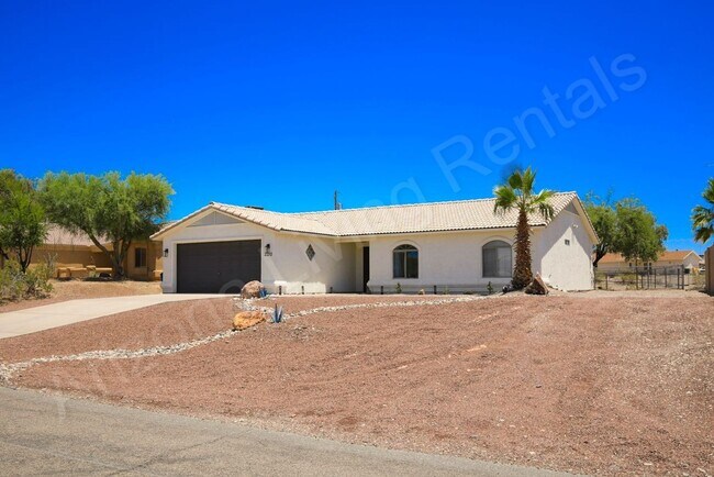Foto del edificio - UPDATED CHARMER!