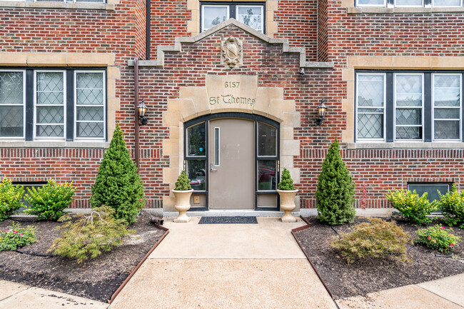 Foto del edificio - 6157 Waterman Blvd