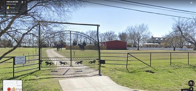Building Photo - 2930 W Fannin Rd