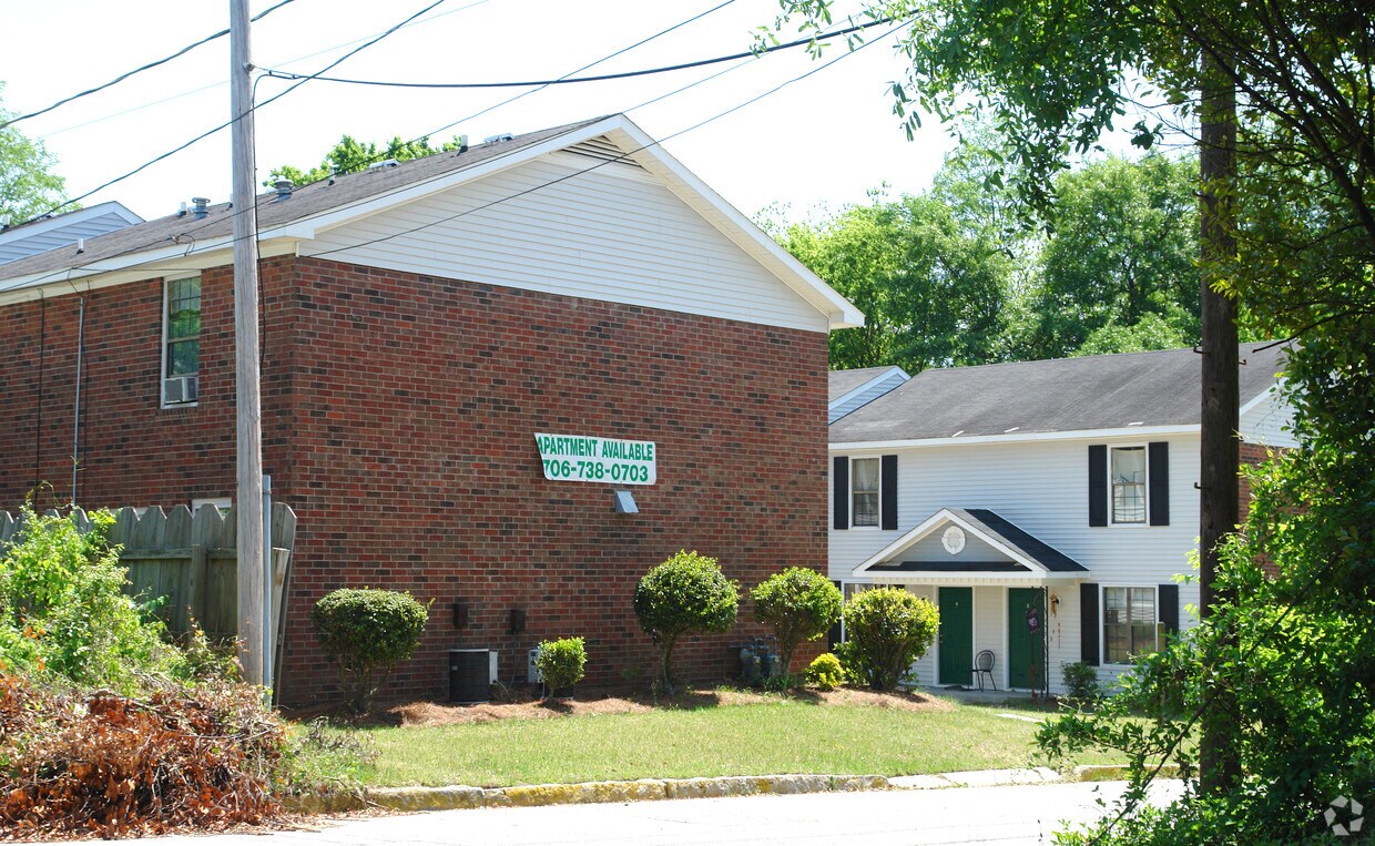 Building Photo - 1430 Arsenal Pl