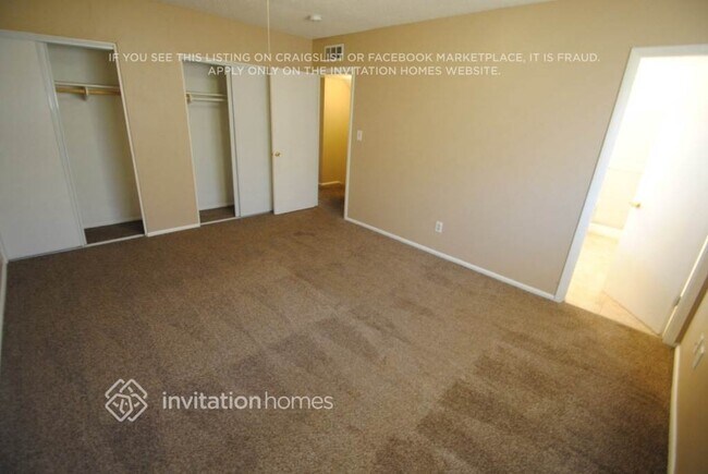 Building Photo - 4222 W Denton Ln