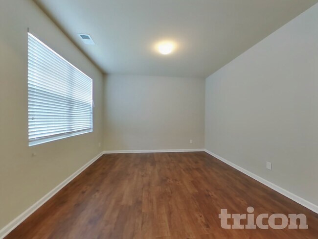 Foto del edificio - 38 Possum Creek Ln