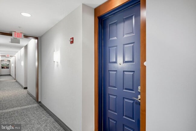 Building Photo - 2200 N Westmoreland St