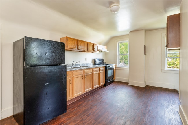 Foto del edificio - 1221 N Clinton Ave