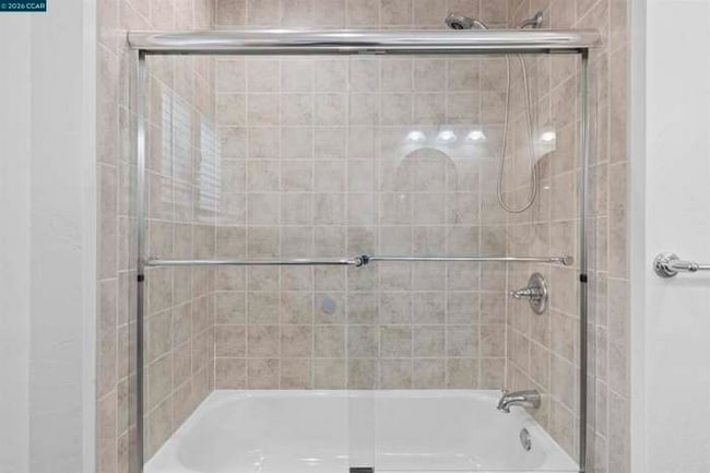 Foto del edificio - 5607 Lassen Ct