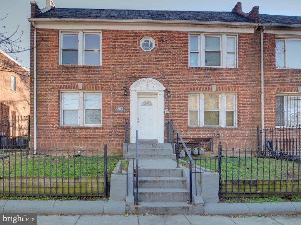 Foto principal - 351 Parkland Pl SE