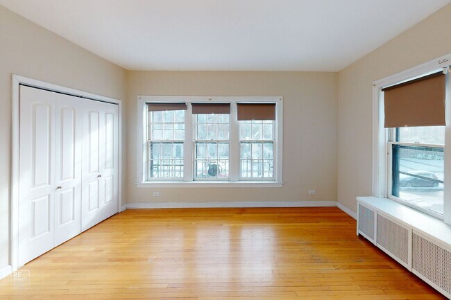 Foto del edificio - Evanston Fantastic Condo Near St. Francis ...