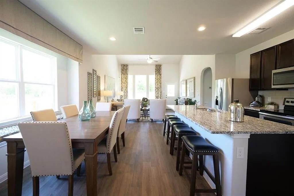 Foto principal - 2926 Orchid Ranch Dr