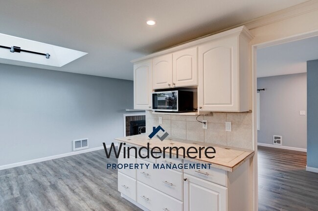 Building Photo - Charming 3 bedroom, 2 bathroom home in quiet cul-de-sac!
