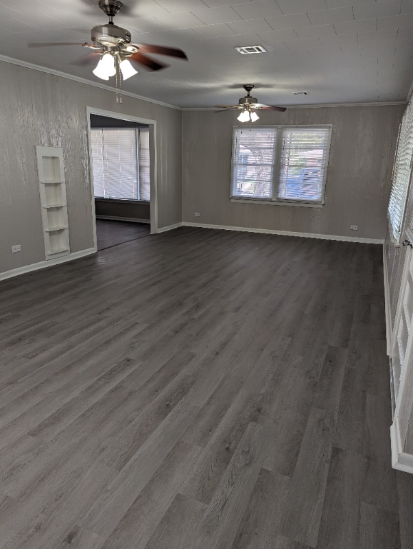 Building Photo - 306 Victory Dr