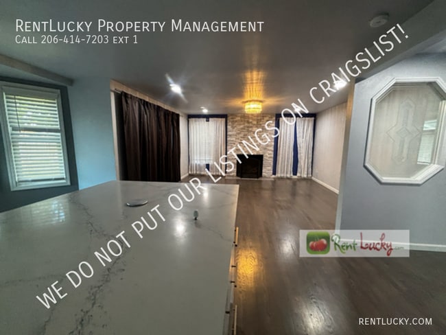 Building Photo - 1230 SW 327th Pl