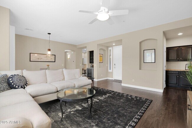 Foto del edificio - 19550 N Grayhawk Dr