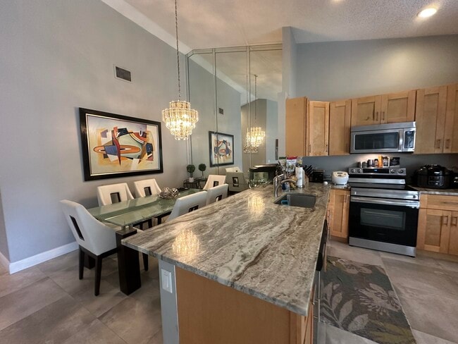 Building Photo - 9286 Ketay Cir