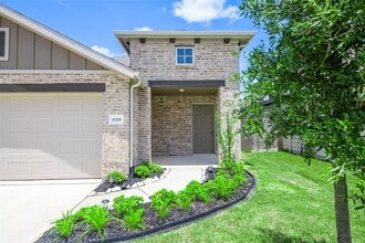 Building Photo - 4519 Pinehurst Trce Dr