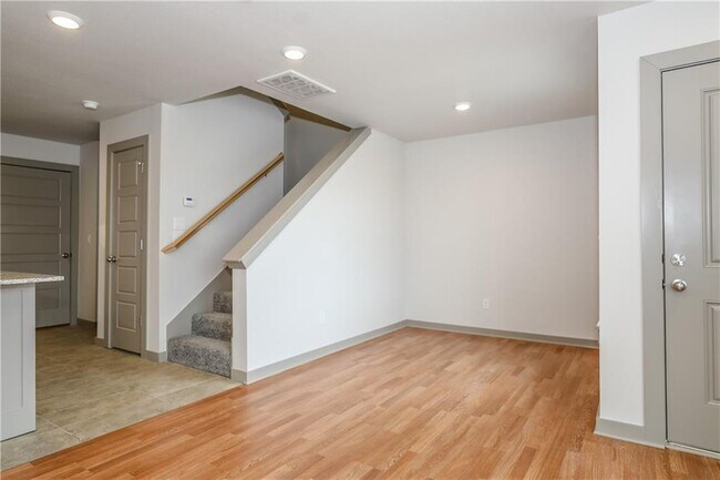 Foto del edificio - 3428 SW Vel Mews