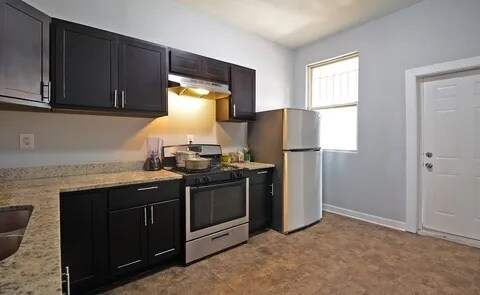 Building Photo - 3359 W Flournoy St