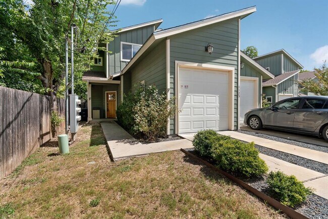 Building Photo - 1125 Walton Ln