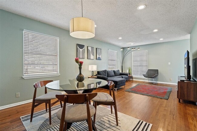 Foto del edificio - 2105 Columbia Cove