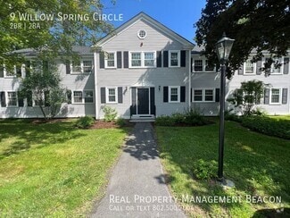 Building Photo - 9 Willow Spring Cir