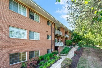 Building Photo - 5613 Franconia Rd