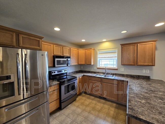 Building Photo - 147 Alydar Dr