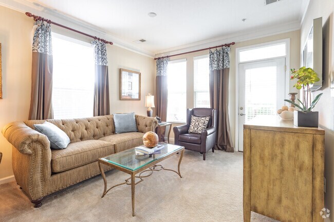 1BR,1BA,-727SF The Kestrel - Falcon Creek